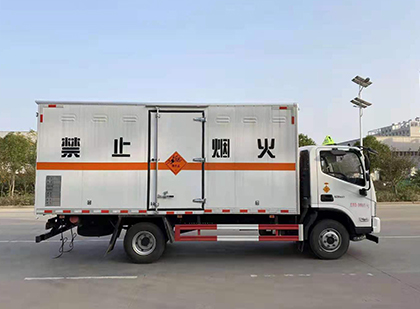 临川爆破器材运输车